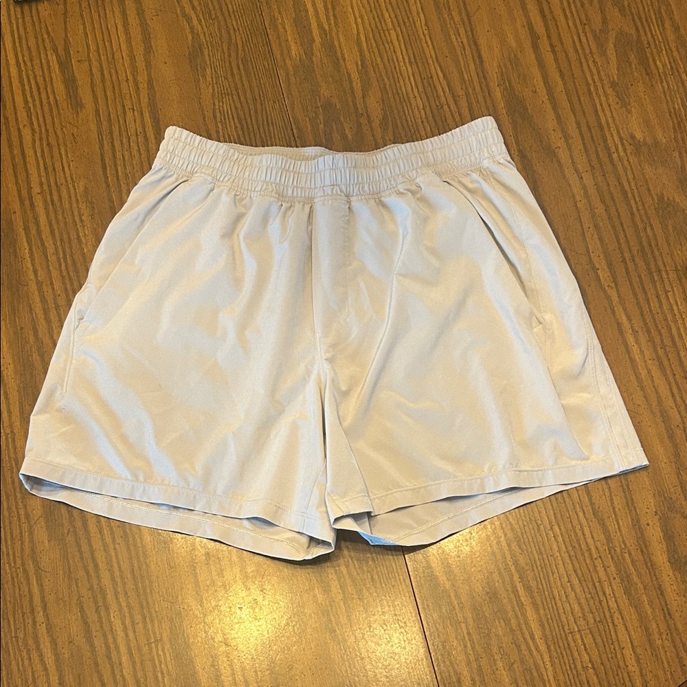 Men’s Lululemon Pace breaker shorts